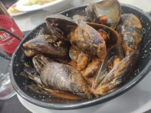 Mejillones a la marinera